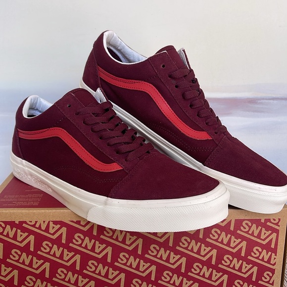 Vans Men’s Old Skool
Secret Lover Port Royale
VN0007NT4QU
Sneakers - Picture 3 of 16